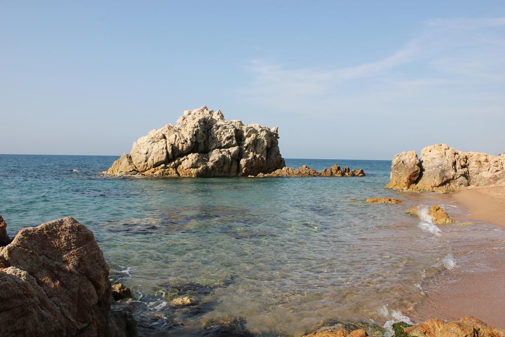 Camping Roca Grossa 칼레라 외부 사진